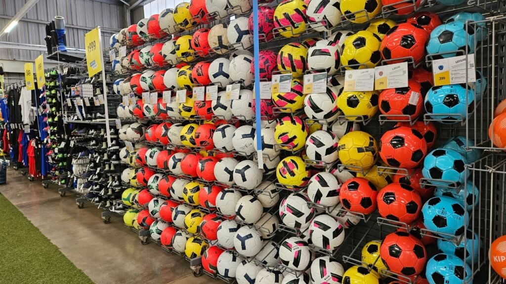 Decathlon Hubli Store, Contact Number, Timings +Review Quality Footballs at Affordable Prices in Decathlon Hubli